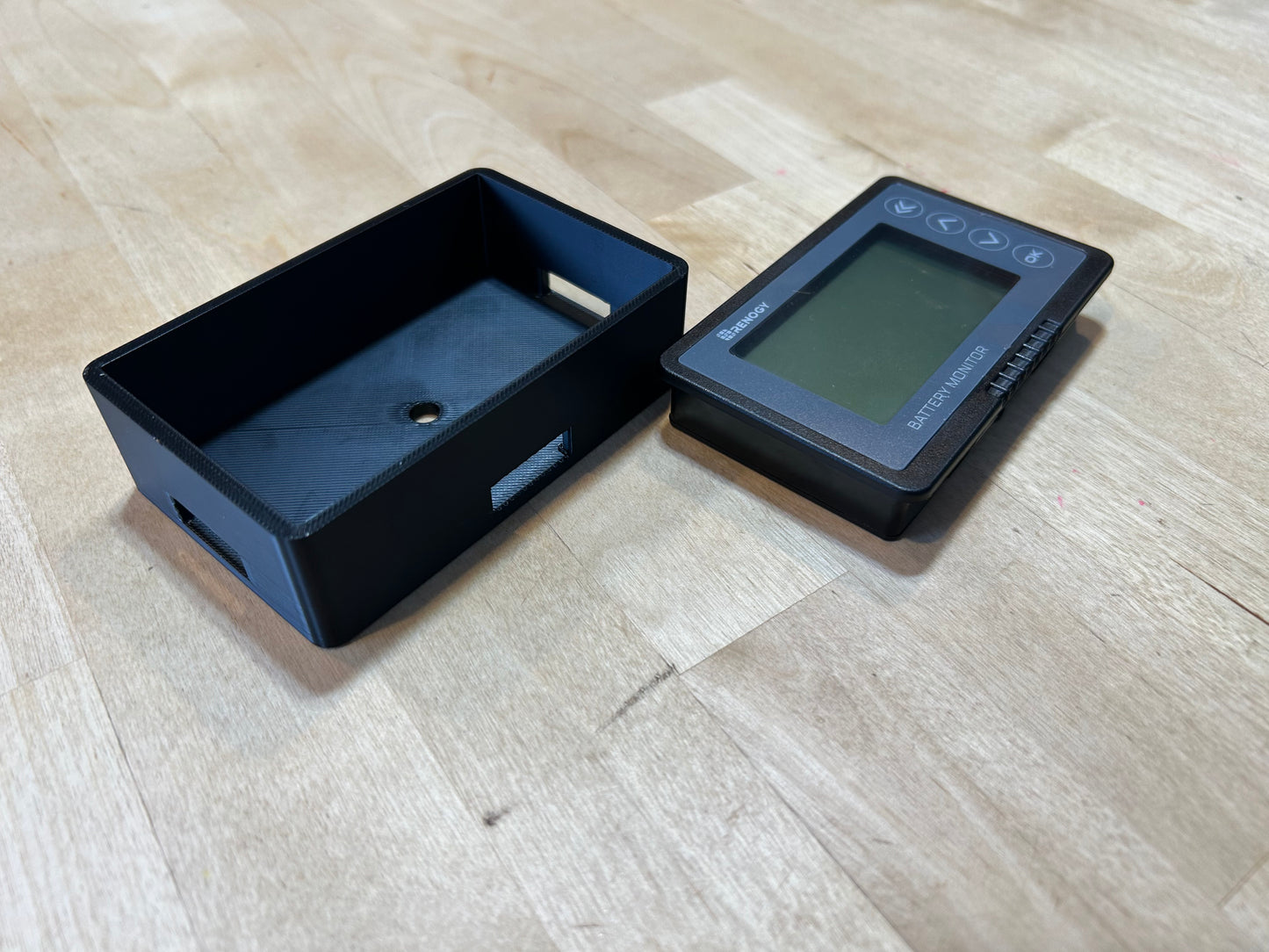 Renergy Monitor Surface Mount